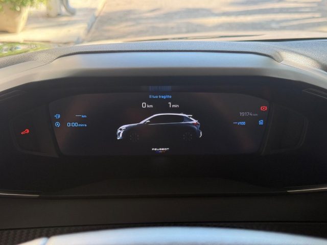 PEUGEOT 208 HYBRID 100 E-DCS6 ALLURE - foto 19