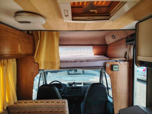 FORD TRANSIT WAG 100 L 2.5 CAMPER ALLESTIMENT - foto 13