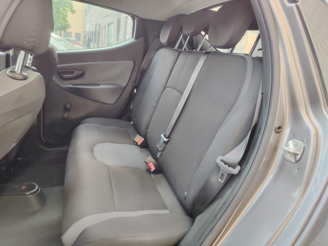 LANCIA YPSILON 1.2 69 CV 5 PORTE GPL ECOCHIC FI - foto 15