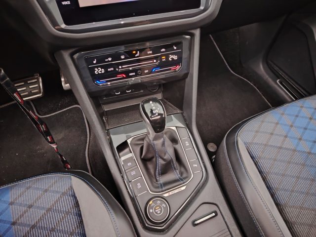 VOLKSWAGEN TIGUAN 2.0 TSI R DSG 4MOTION TETTO APRI - foto 21