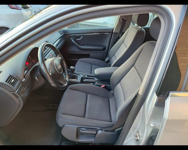 AUDI A4 1.9 TDI/130 CV CAT AVANT - foto 9