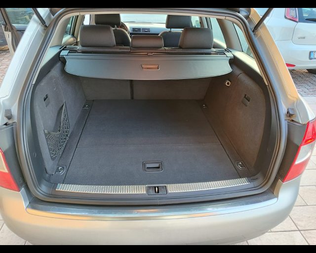 AUDI A4 1.9 TDI/130 CV CAT AVANT - foto 16