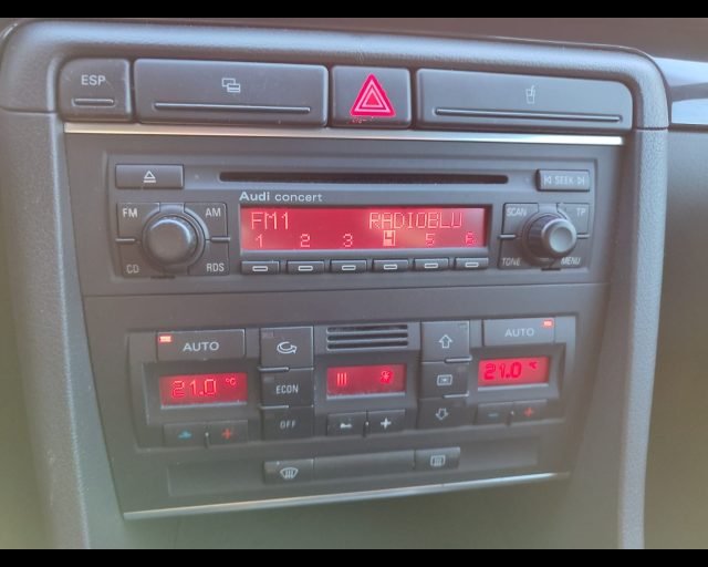 AUDI A4 1.9 TDI/130 CV CAT AVANT - foto 20