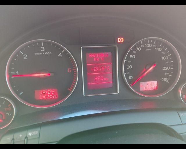 AUDI A4 1.9 TDI/130 CV CAT AVANT - foto 21