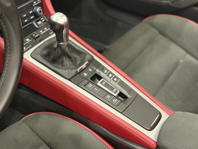 PORSCHE 718 SPYDER 4.0 FULL OPTIONALS - foto 27