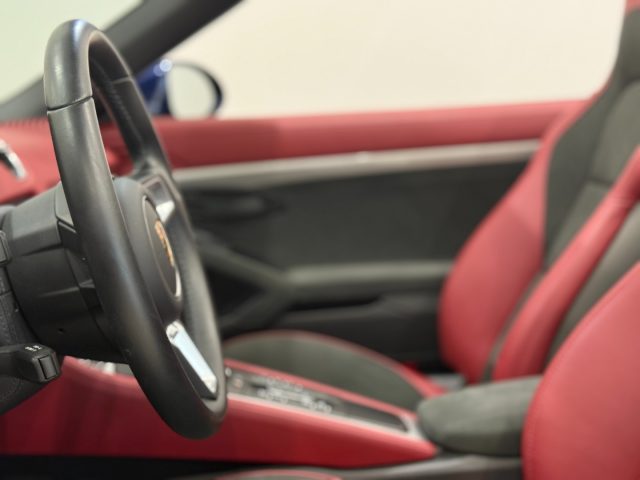 PORSCHE 718 SPYDER 4.0 FULL OPTIONALS - foto 29