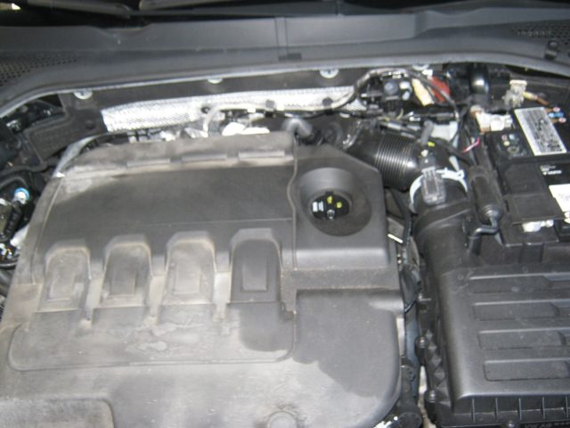 VOLKSWAGEN GOLF 1.6 TDI 115 CV 5P. BUSINESS BLUE - foto 27