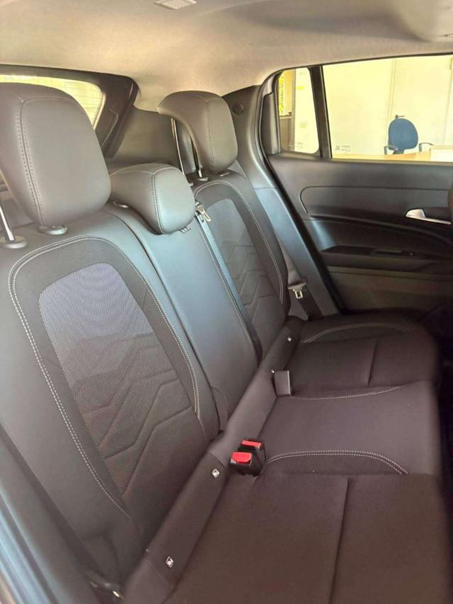 JEEP AVENGER MY2025 1.2 100CV SUMMIT + NAVI + - foto 19
