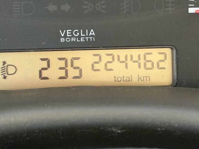 FIAT PUNTO 1.2I 16V CAT 3P VERVE SENZA NESS - foto 9