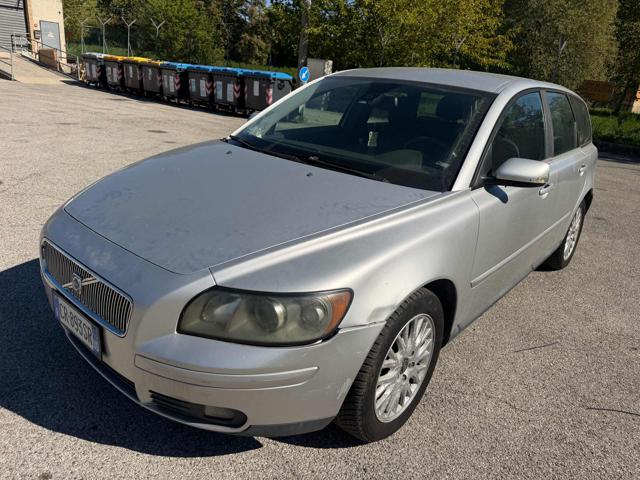VOLVO V50 2.0 D CAT SUMMUM SENZA NESSUN LA - foto 17