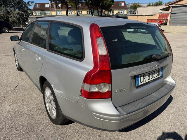 VOLVO V50 2.0 D CAT SUMMUM SENZA NESSUN LA - foto 20