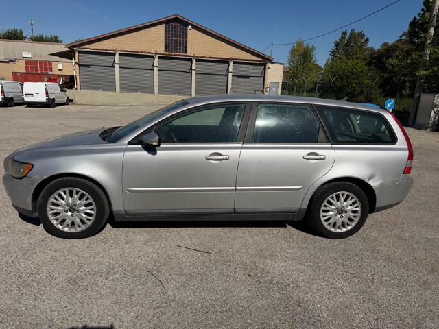 VOLVO V50 2.0 D CAT SUMMUM SENZA NESSUN LA - foto 18