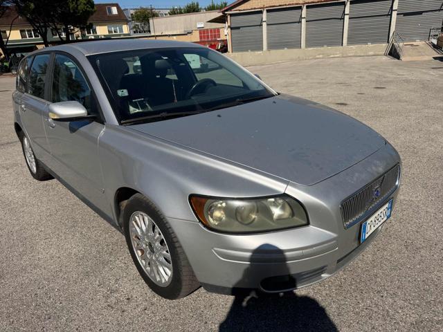 VOLVO V50 2.0 D CAT SUMMUM SENZA NESSUN LA - foto 29