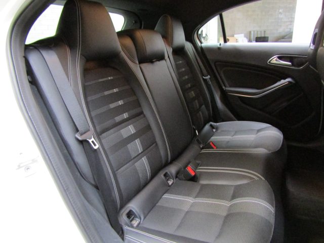 MERCEDES-BENZ A 180 CLASSE A 180 BENZINA SPORT AUTO  - foto 14
