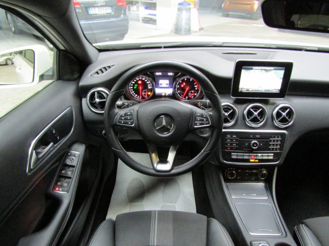 MERCEDES-BENZ A 180 CLASSE A 180 BENZINA SPORT AUTO  - foto 18