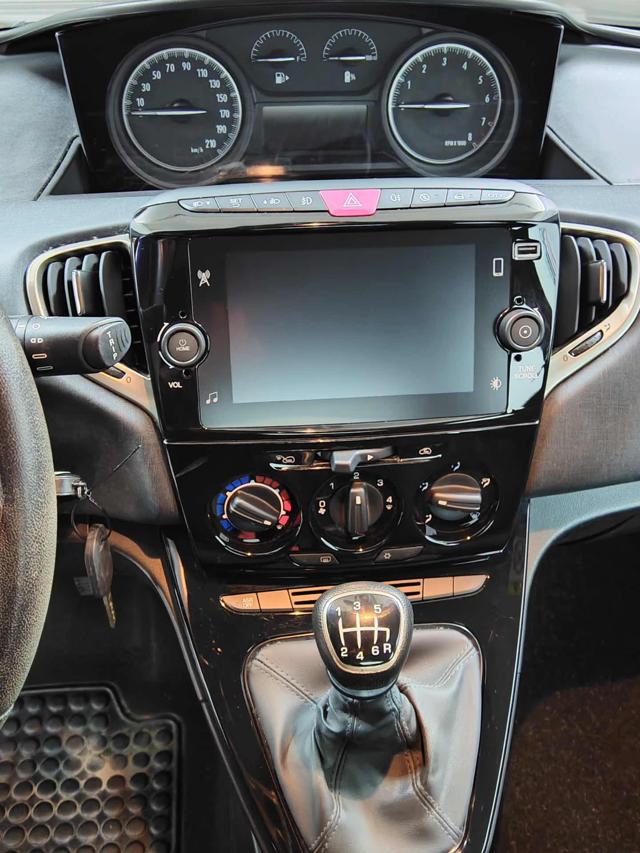 LANCIA YPSILON 1.0 FIREFLY HYBRID 55.000KM - foto 8