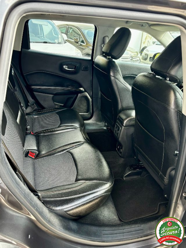 JEEP COMPASS 2.0 MULTIJET II AUT. 4WD LIMITED - foto 36
