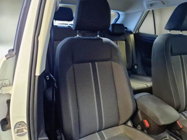 VOLKSWAGEN T-ROC 1.6 TDI SCR STYLE BLUEMOTION TEC - foto 11
