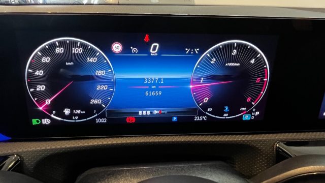 MERCEDES-BENZ A 180 D AUTOMATIC AMG LINE PREMIUM - foto 9
