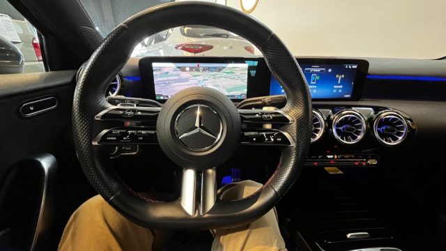 MERCEDES-BENZ A 180 D AUTOMATIC AMG LINE PREMIUM - foto 11