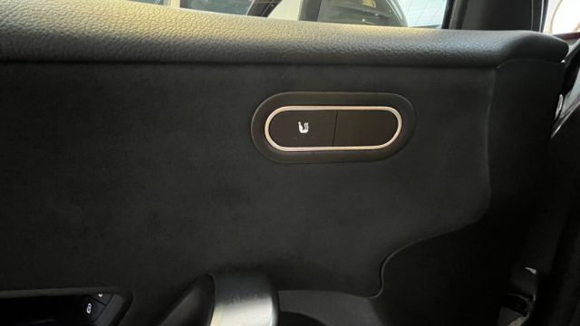 MERCEDES-BENZ A 180 D AUTOMATIC AMG LINE PREMIUM - foto 15