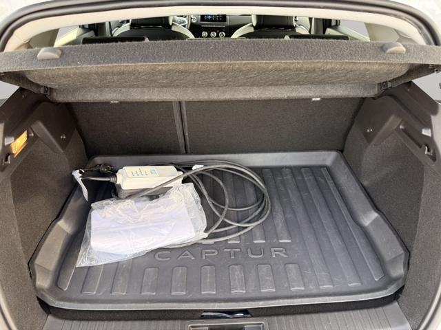 RENAULT CAPTUR PLUG-IN HYBRID E-TECH 160 CV TEC - foto 17