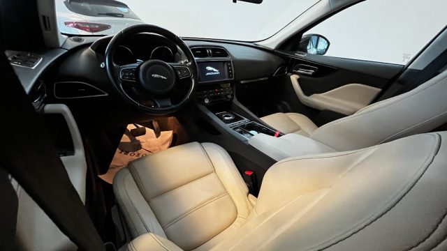 JAGUAR F-PACE 2.0 D 180 CV AWD AUT. PRESTIGE - foto 7