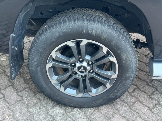 MITSUBISHI L200 2.3 D CLUB CAB 4X4 SUPER SELECT  - foto 9