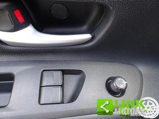 TOYOTA AYGO X LONGE FIRST EDITION - foto 33
