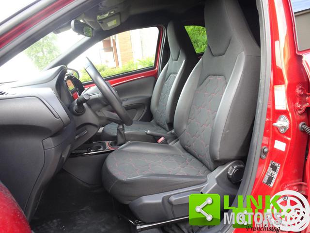 TOYOTA AYGO X LONGE FIRST EDITION - foto 14