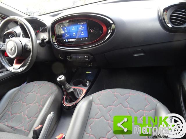 TOYOTA AYGO X LONGE FIRST EDITION - foto 27