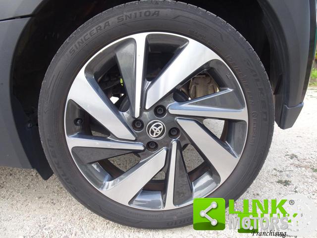 TOYOTA AYGO X LONGE FIRST EDITION - foto 38