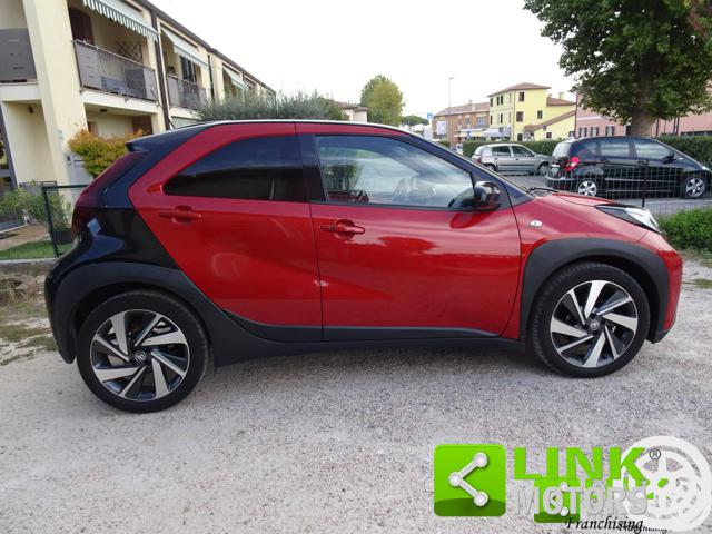 TOYOTA AYGO X LONGE FIRST EDITION - foto 6