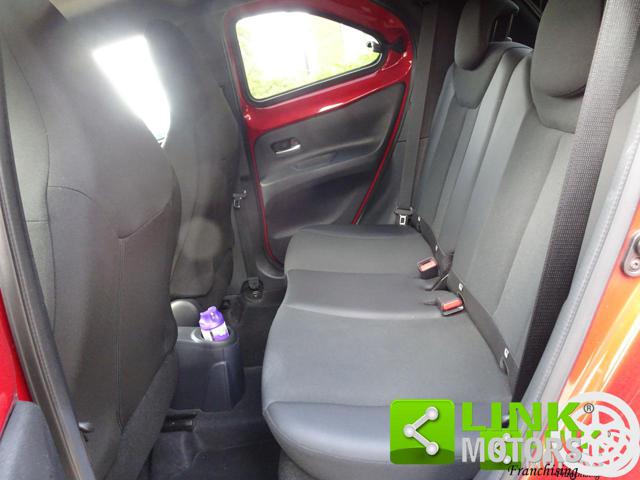 TOYOTA AYGO X LONGE FIRST EDITION - foto 29