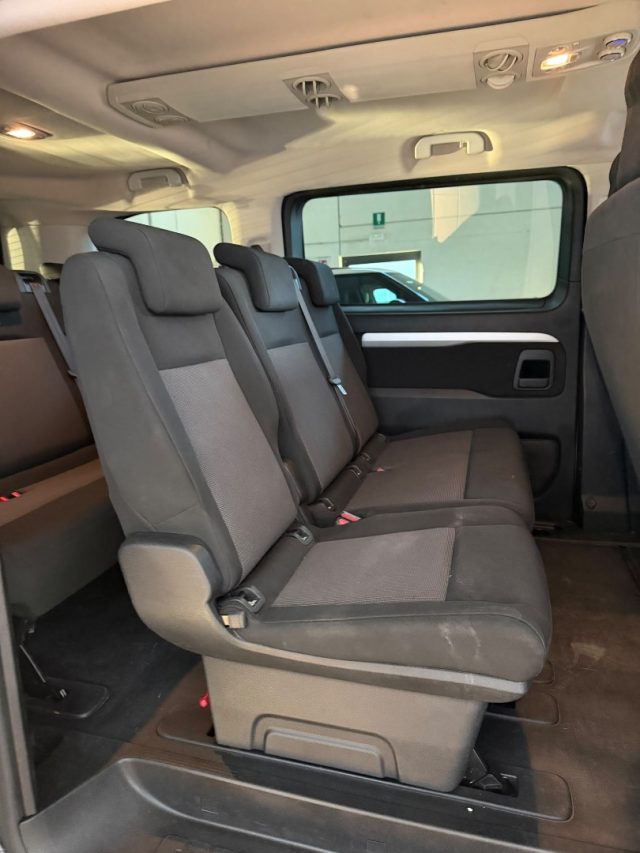 PEUGEOT TRAVELLER BLUEHDI  EAT8 COMPACT //NAVI//BL - foto 17
