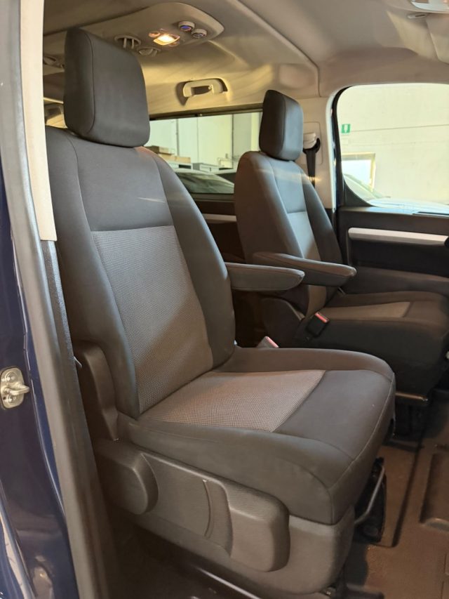 PEUGEOT TRAVELLER BLUEHDI  EAT8 COMPACT //NAVI//BL - foto 21