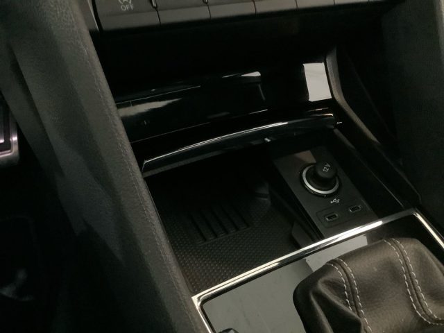 SKODA KAROQ 2.0 TDI SCR DSG SPORTLINE - foto 25