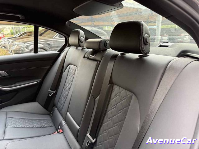 BMW 330 I XDRIVE LUXURY BERLINA CILINDRA - foto 27
