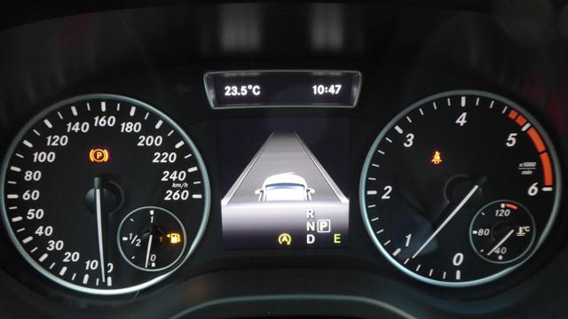 MERCEDES-BENZ A 180 CDI AUTOMATIC EXECUTIVE - foto 24