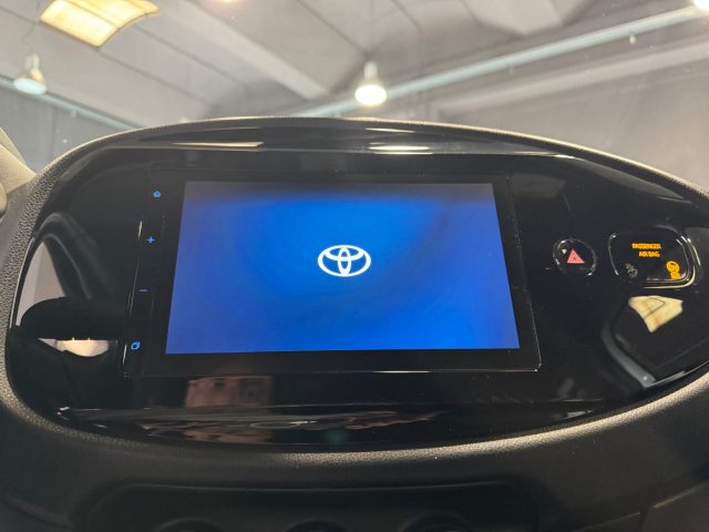 TOYOTA AYGO X 1.0 VVT-I 72 CV 5 PORTE ACTIVE S - foto 29
