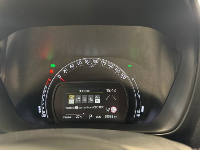 TOYOTA AYGO X 1.0 VVT-I 72 CV 5 PORTE ACTIVE S - foto 8