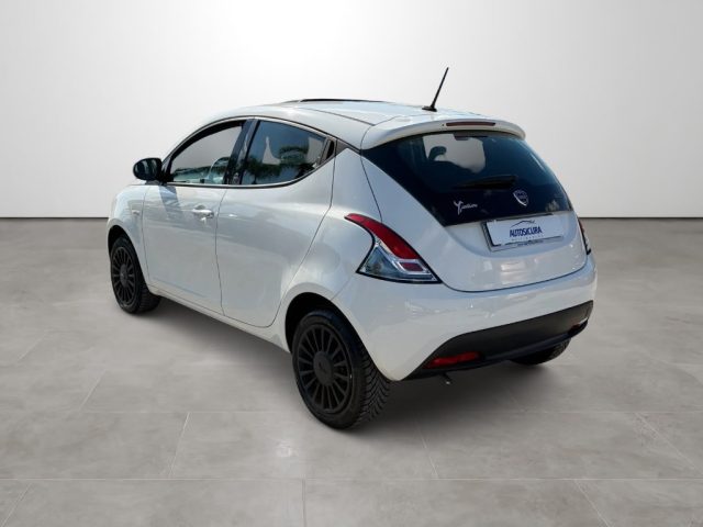 LANCIA YPSILON 1.0 FIREFLY 5 PORTE S&S HYBRID E - foto 6