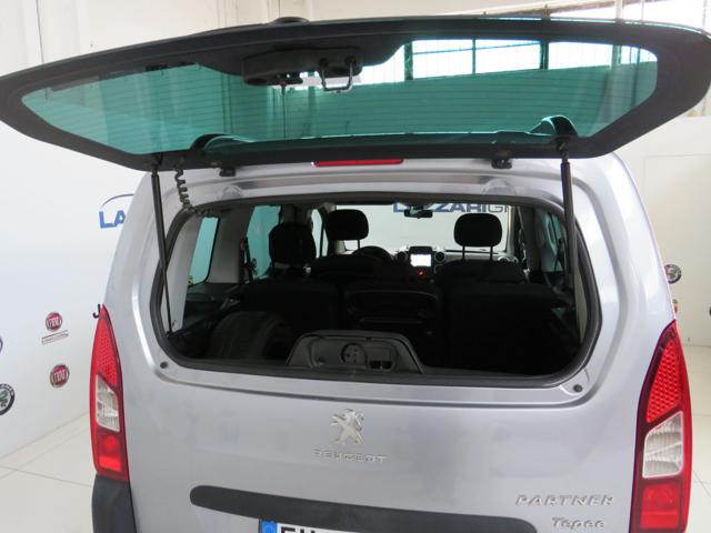 PEUGEOT PARTNER TEPEE BLUEHDI 100 4X4 OUTDOOR TR - foto 9