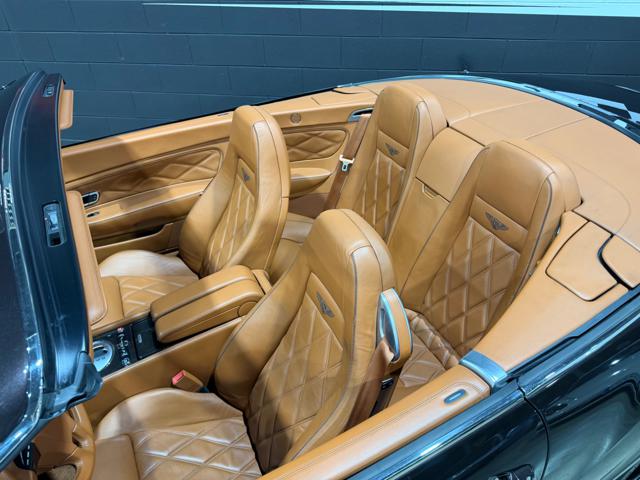 BENTLEY CONTINENTAL GTC V12 UFFICIALE ITALIANA IN SE - foto 9