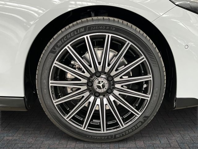 MERCEDES-BENZ CLA 200 EQ - foto 8