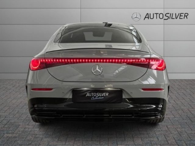 MERCEDES-BENZ CLA 200 EQ - foto 4