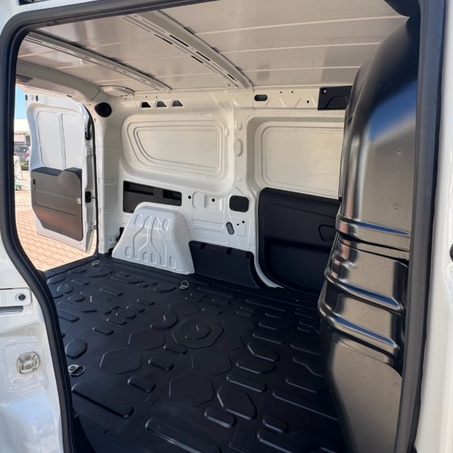 FIAT DOBLO 1.6 MJET 105CV S.&S. PL-TN CARGO - foto 15