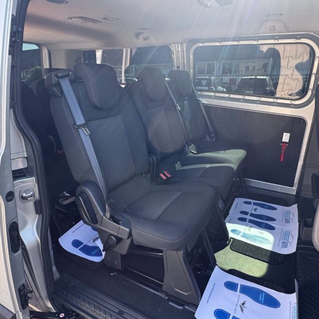 FORD TRANSIT CUSTOM 320 2.0 TDCI 130 AUTOM. PL COMBI - foto 19