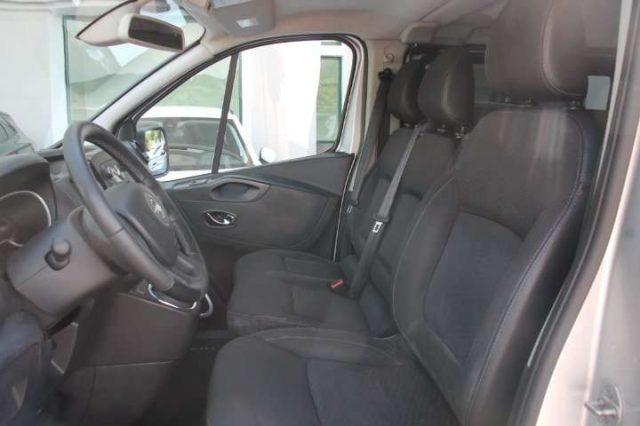 RENAULT TRAFIC 9 POSTI TELECAMERA OP VIVARO - foto 7