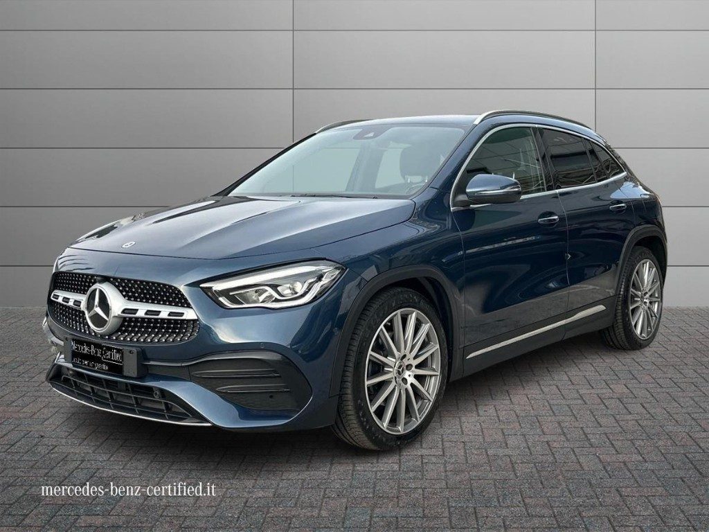 Mercedes-Benz GLA 200